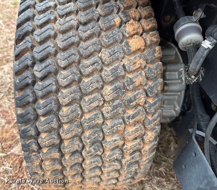 image for item ES5743 Kubota ZG20F ZTR lawn mower