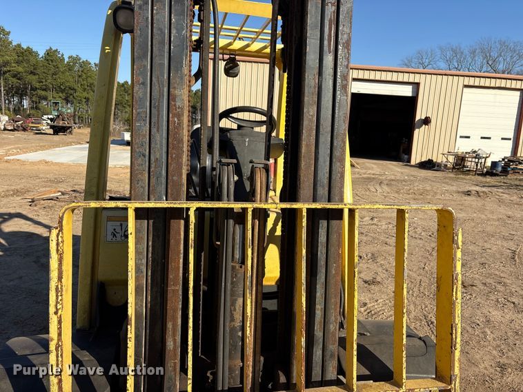 image for item ES8529 2007 Hyster H60PY forklift