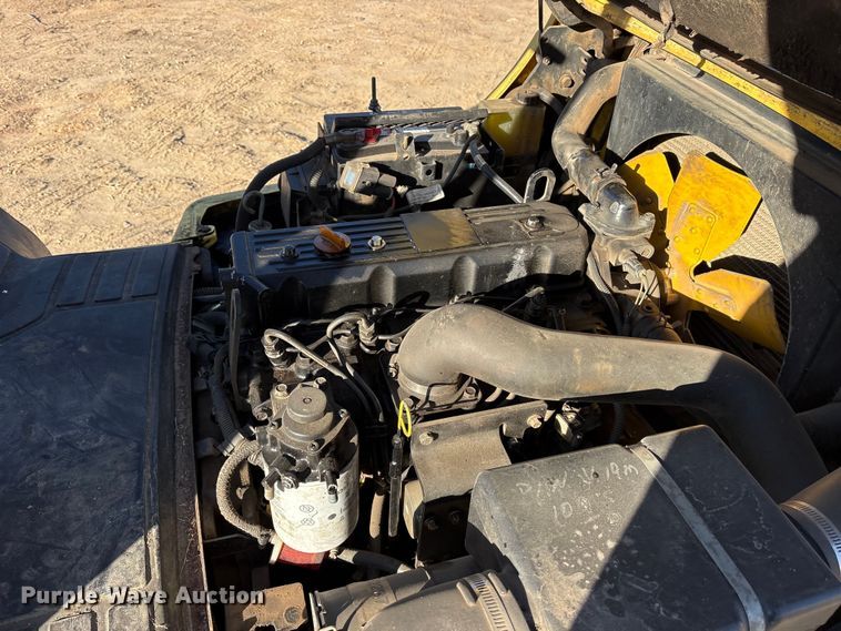 image for item ES8529 2007 Hyster H60PY forklift