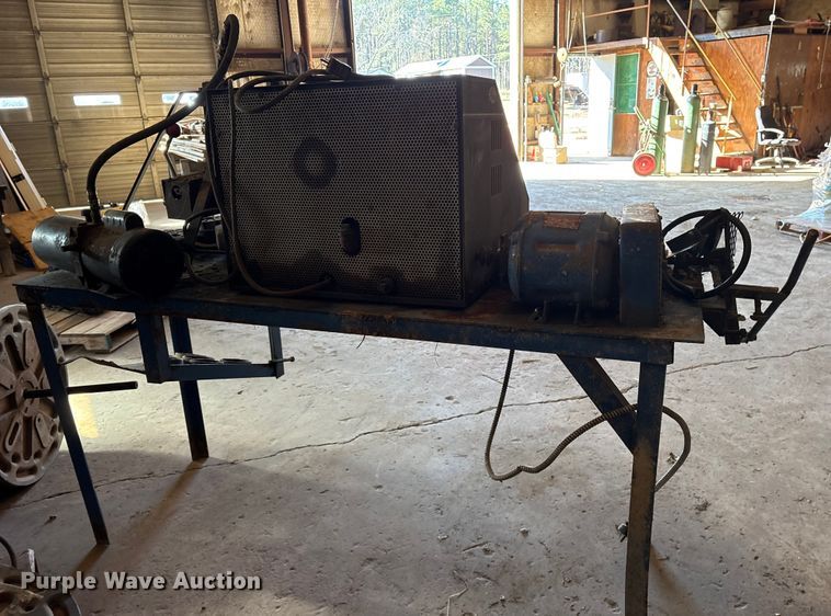 image for item ES8531 Gates OmniCrimp 21 hydraulic hose crimp machine