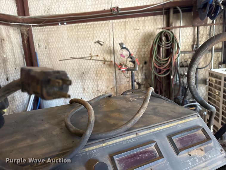 image for item ES8531 Gates OmniCrimp 21 hydraulic hose crimp machine