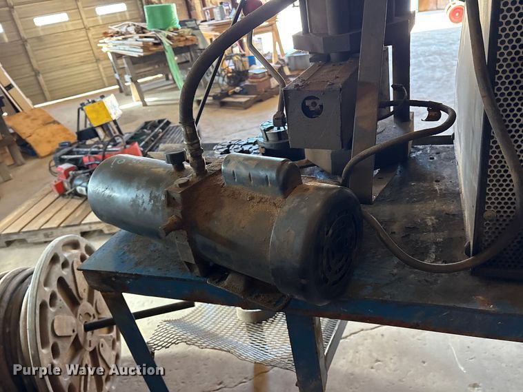 image for item ES8531 Gates OmniCrimp 21 hydraulic hose crimp machine