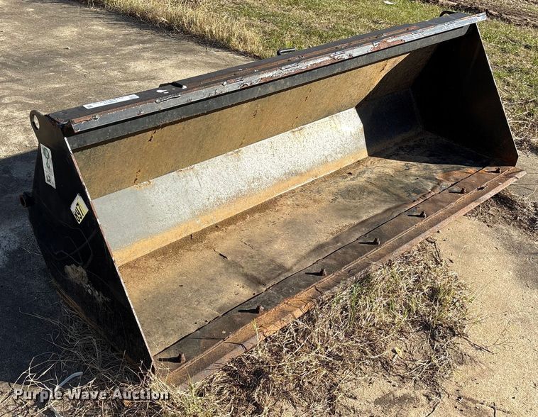 image for item ES8532 Caterpillar BR18B skid steer bucket