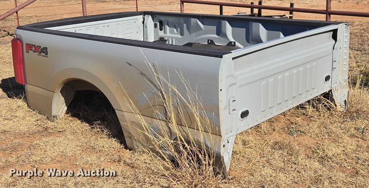 image for item ET1097 Pickup truck bed