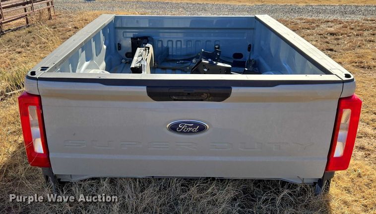 image for item ET1097 Pickup truck bed