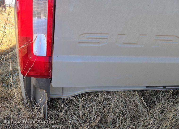 image for item ET1097 Pickup truck bed
