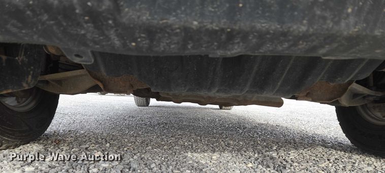 image for item ET1122 2013 Chevrolet Silverado 2500HD Crew Cab pickup truck