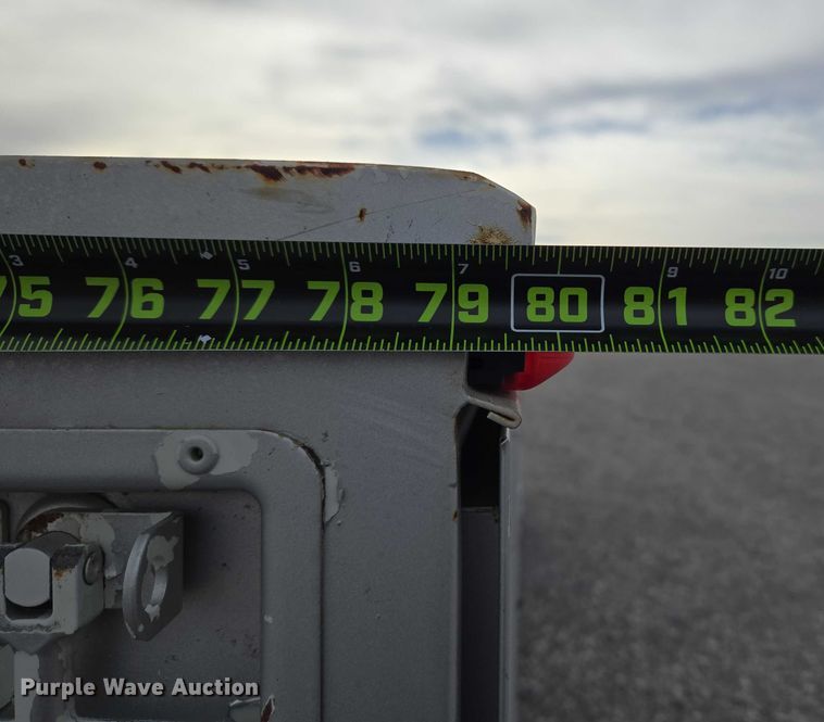 image for item ET1123 2005 Ford F350 Super Duty XL Crew Cab utility bed pickup truck