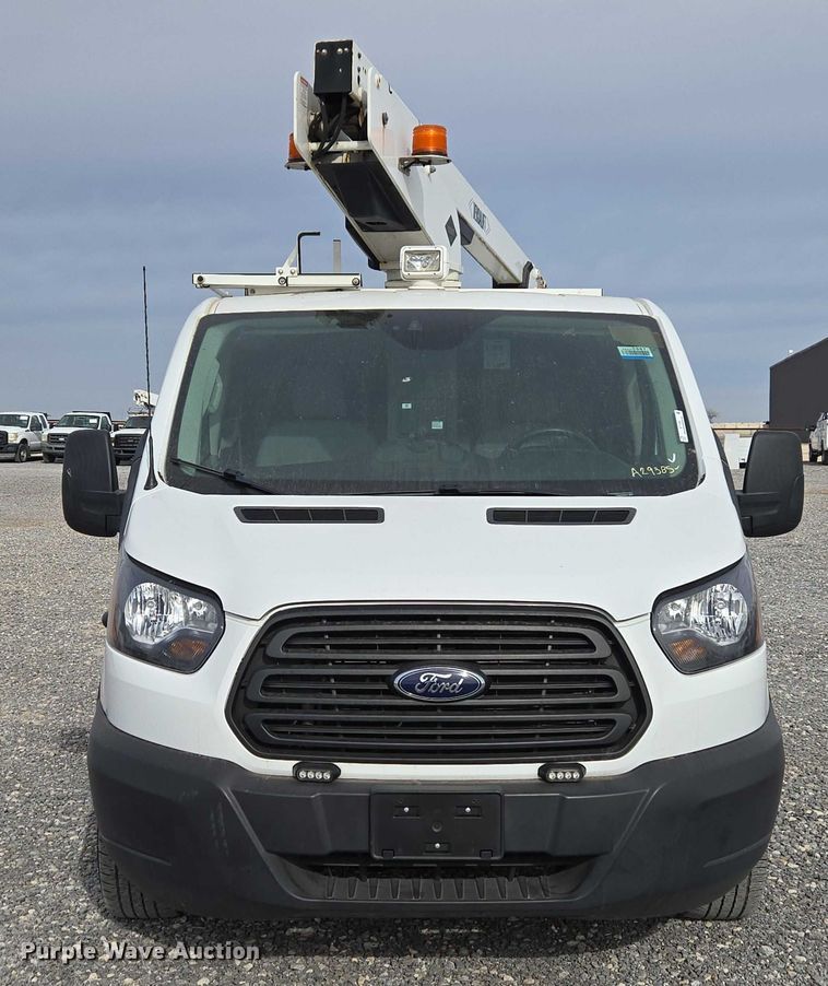 image for item ET1124 2019 Ford Transit 350 van with bucket lift