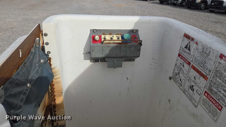 image for item ET1124 2019 Ford Transit 350 van with bucket lift