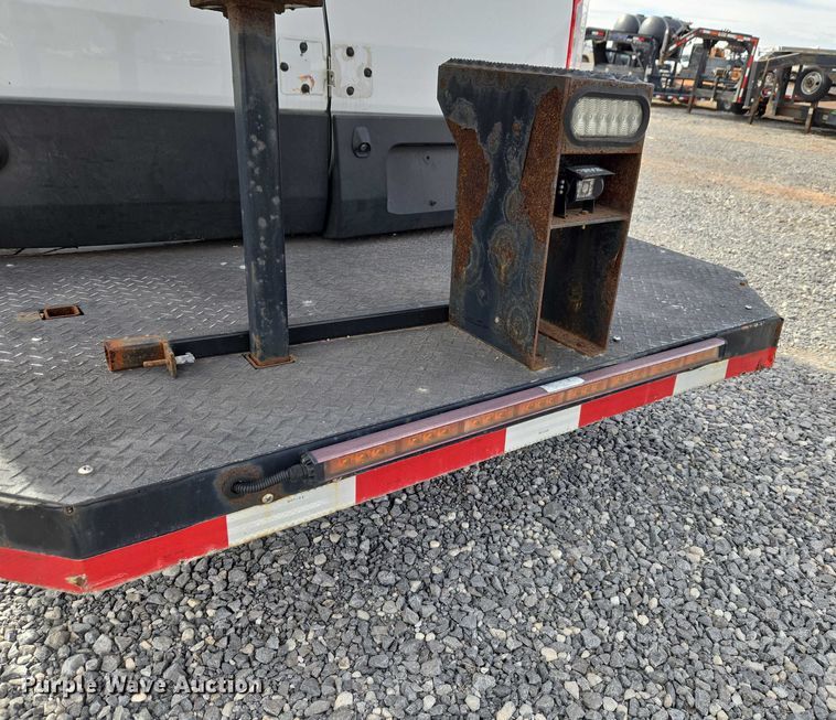 image for item ET1124 2019 Ford Transit 350 van with bucket lift