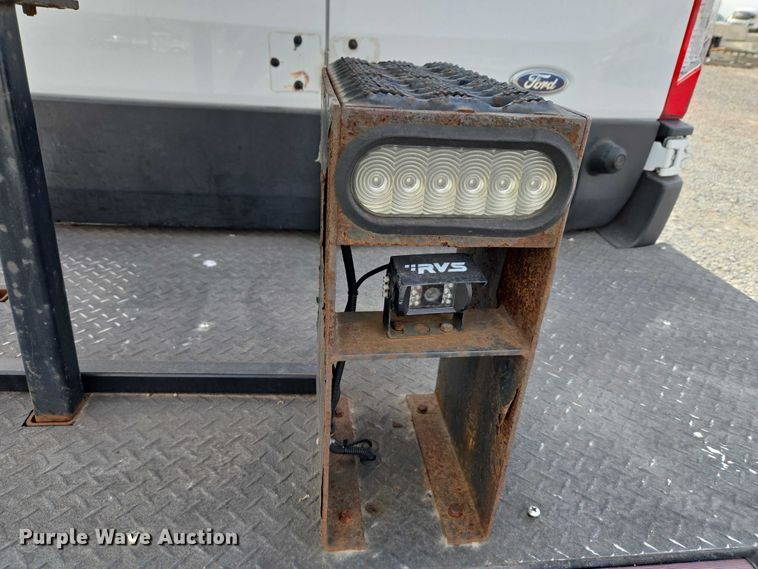 image for item ET1124 2019 Ford Transit 350 van with bucket lift