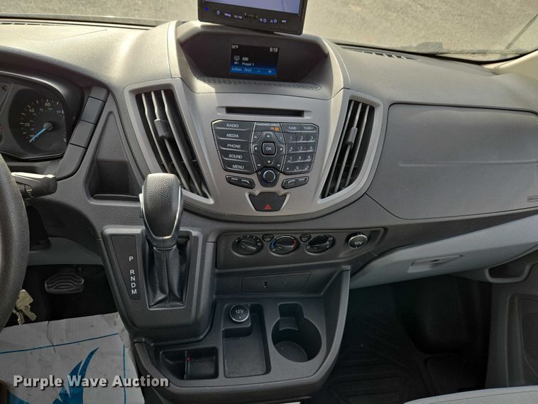 image for item ET1124 2019 Ford Transit 350 van with bucket lift