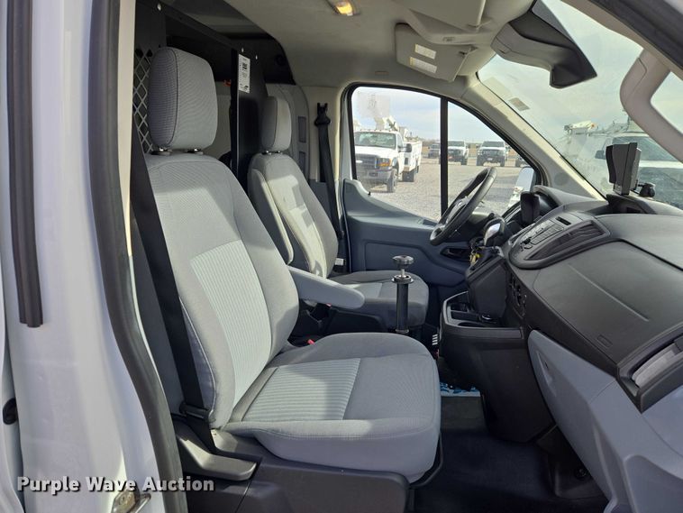 image for item ET1124 2019 Ford Transit 350 van with bucket lift