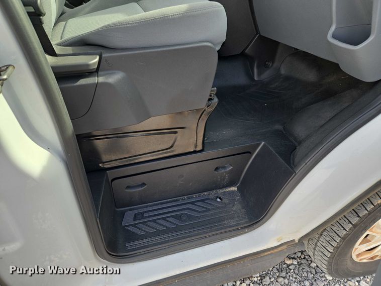 image for item ET1124 2019 Ford Transit 350 van with bucket lift