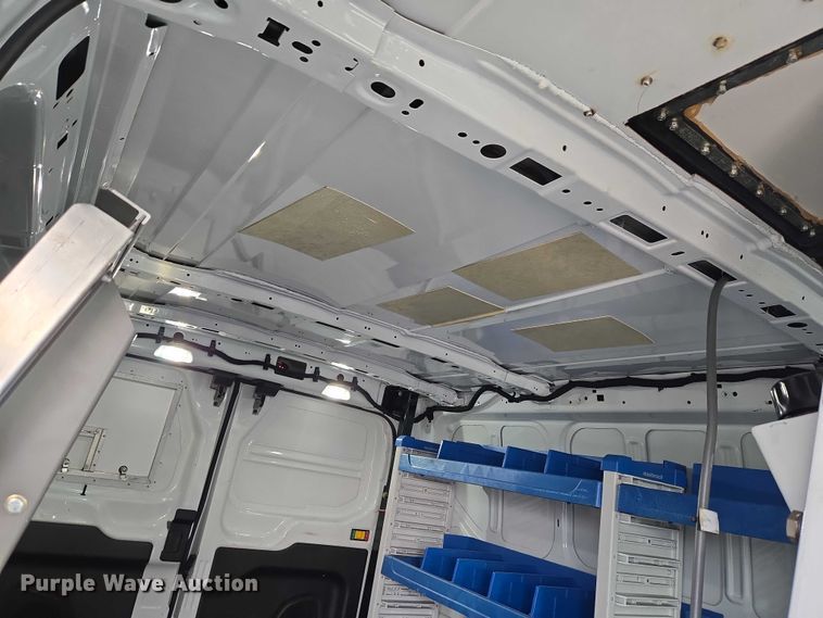 image for item ET1124 2019 Ford Transit 350 van with bucket lift