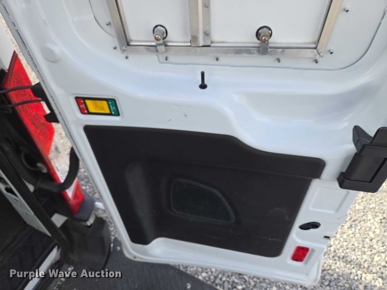 image for item ET1124 2019 Ford Transit 350 van with bucket lift