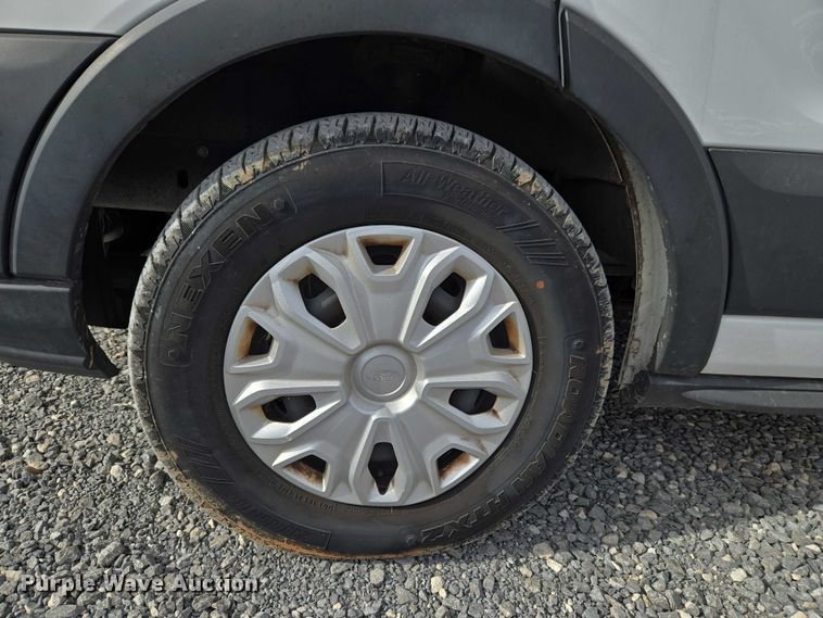 image for item ET1124 2019 Ford Transit 350 van with bucket lift