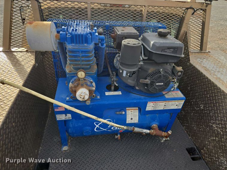 image for item ET1126 2012 Ford F350 Ext. Cab utility bed pickup truck