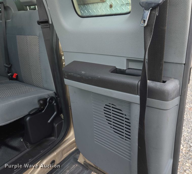 image for item ET1126 2012 Ford F350 Ext. Cab utility bed pickup truck