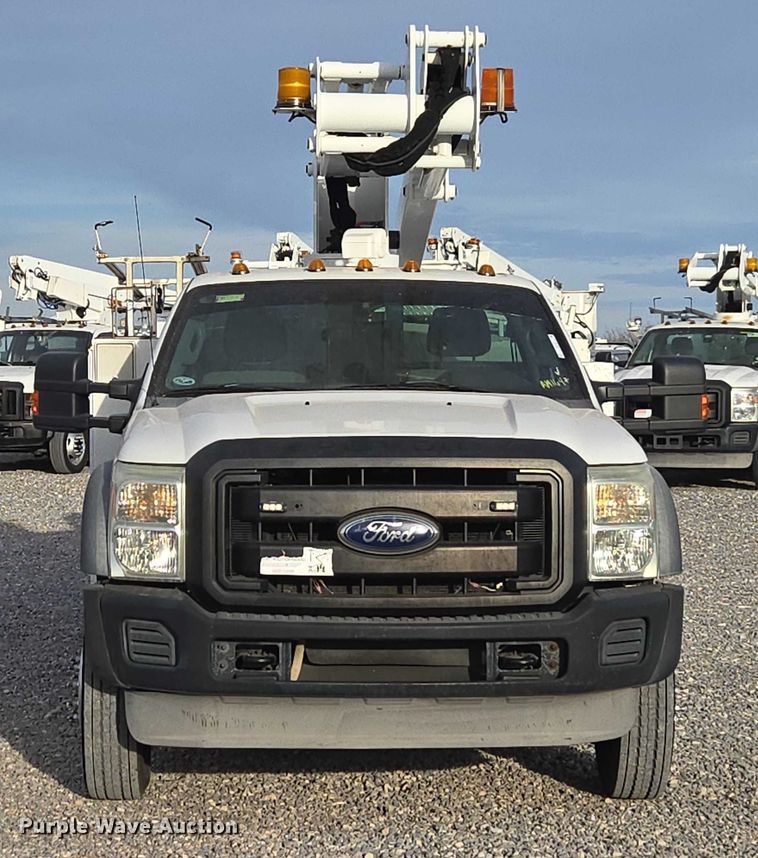 image for item ET1127 2012 Ford F550 Super Duty XL bucket truck