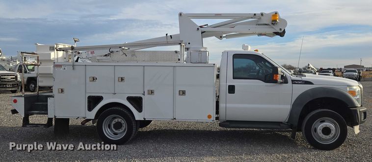 image for item ET1127 2012 Ford F550 Super Duty XL bucket truck