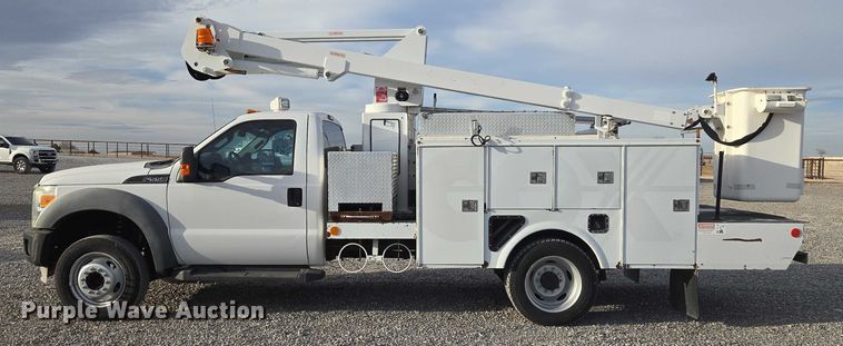 image for item ET1127 2012 Ford F550 Super Duty XL bucket truck