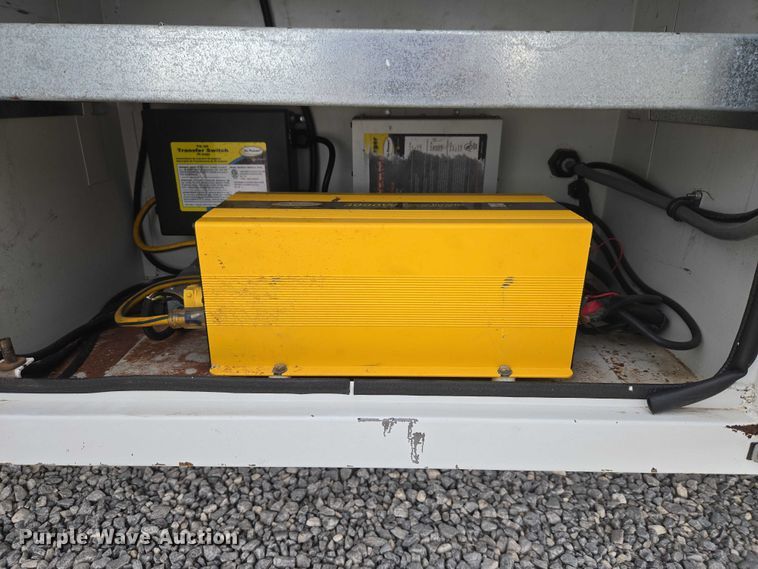 image for item ET1127 2012 Ford F550 Super Duty XL bucket truck