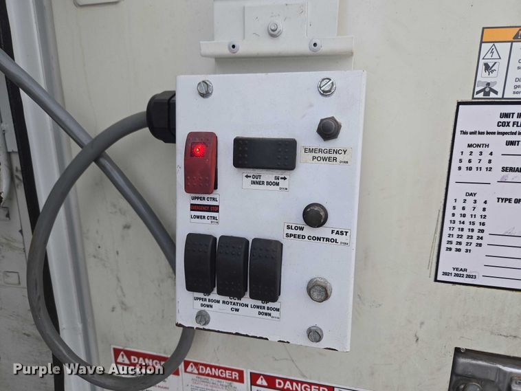 image for item ET1127 2012 Ford F550 Super Duty XL bucket truck