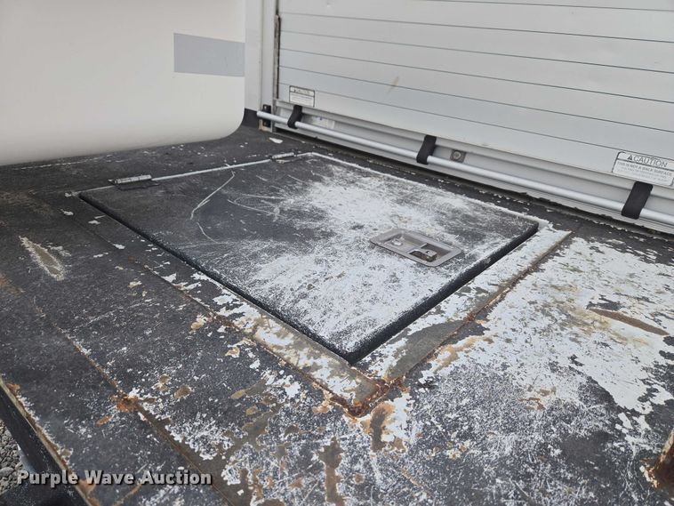 image for item ET1127 2012 Ford F550 Super Duty XL bucket truck