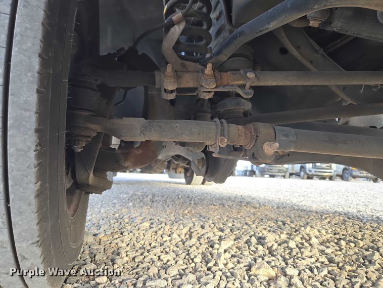 image for item ET1127 2012 Ford F550 Super Duty XL bucket truck