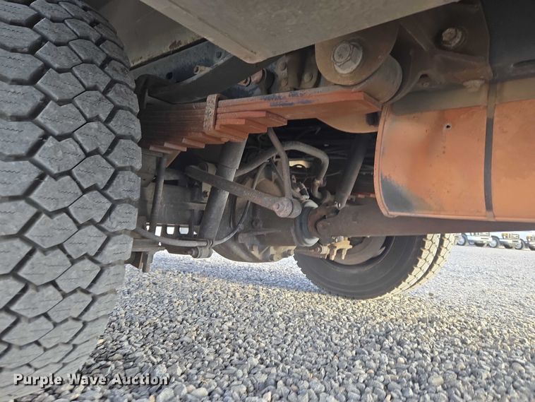 image for item ET1127 2012 Ford F550 Super Duty XL bucket truck