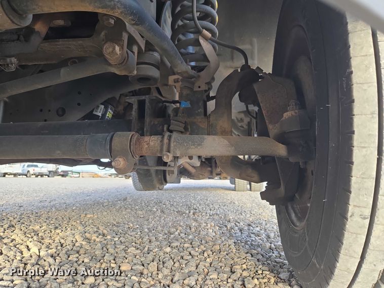 image for item ET1127 2012 Ford F550 Super Duty XL bucket truck