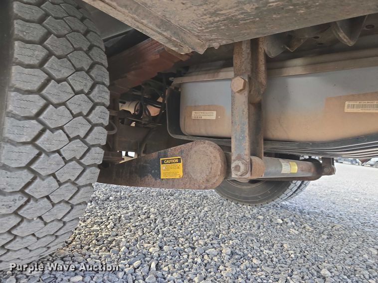 image for item ET1127 2012 Ford F550 Super Duty XL bucket truck