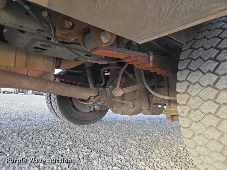 image for item ET1127 2012 Ford F550 Super Duty XL bucket truck