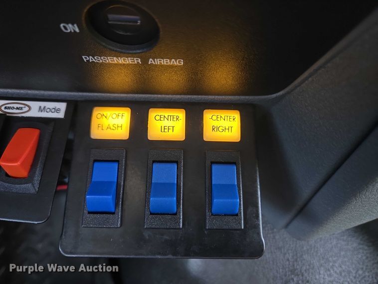 image for item ET1127 2012 Ford F550 Super Duty XL bucket truck