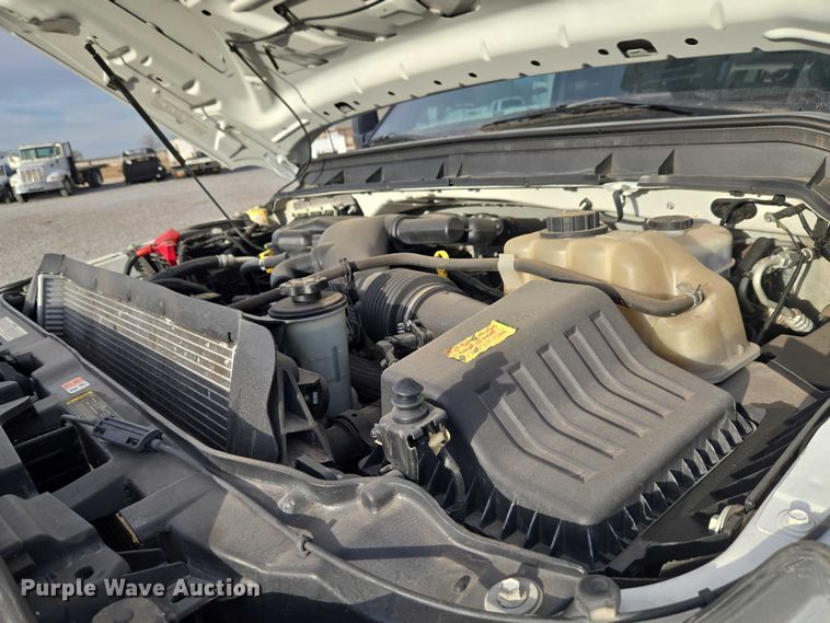 image for item ET1127 2012 Ford F550 Super Duty XL bucket truck