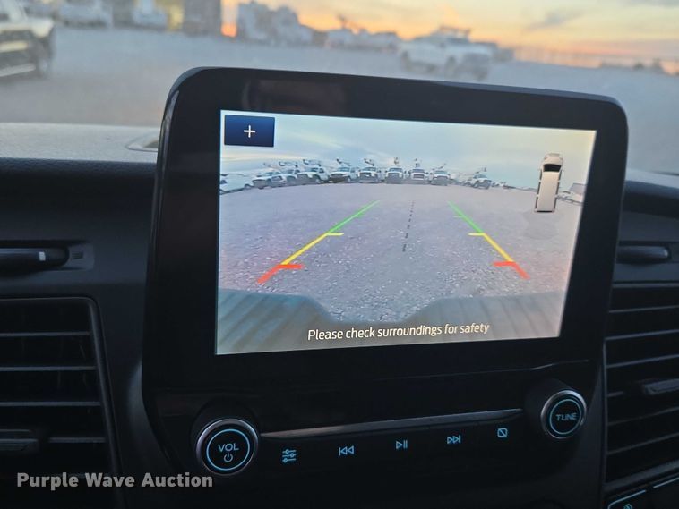 image for item ET1128 2020 Ford Transit van