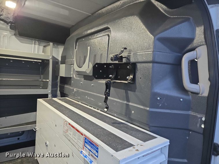 image for item ET1128 2020 Ford Transit van