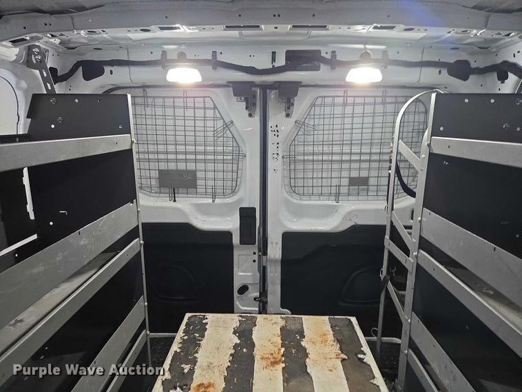 image for item ET1128 2020 Ford Transit van