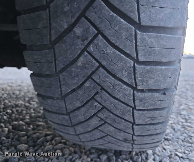 image for item ET1128 2020 Ford Transit van