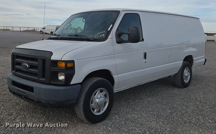 image for item ET1130 2013 Ford E350 van