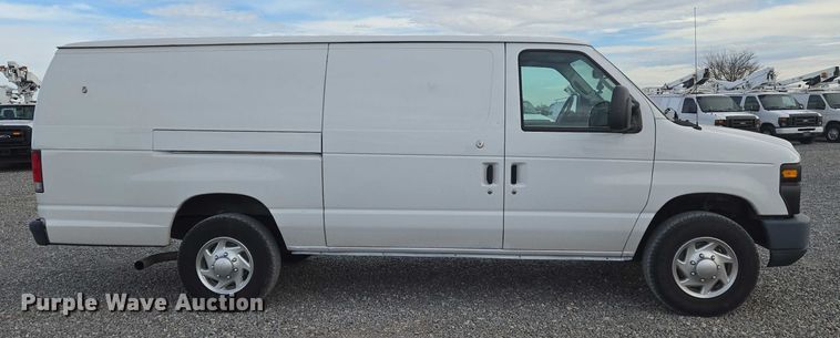 image for item ET1130 2013 Ford E350 van