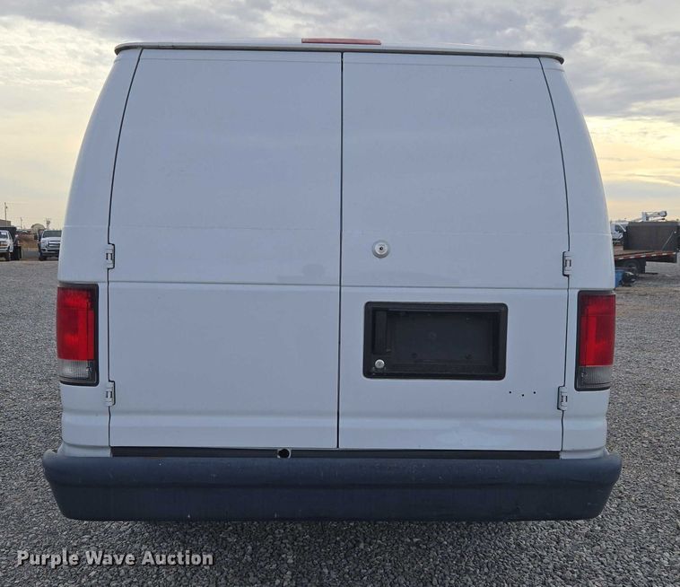 image for item ET1130 2013 Ford E350 van