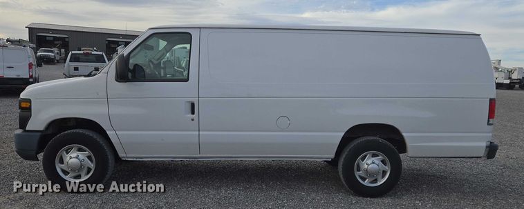image for item ET1130 2013 Ford E350 van