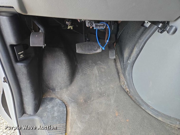 image for item ET1130 2013 Ford E350 van