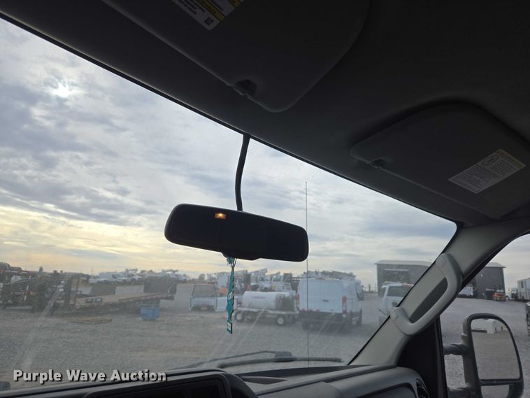 image for item ET1130 2013 Ford E350 van