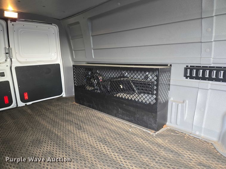 image for item ET1130 2013 Ford E350 van