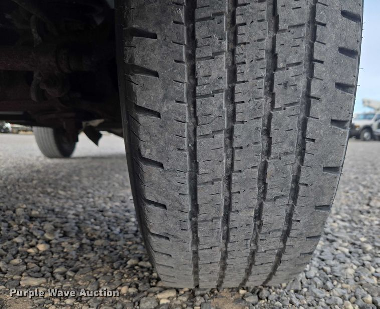 image for item ET1130 2013 Ford E350 van