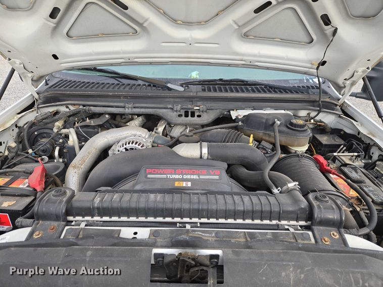 image for item ET1131 2007 Ford F250 Super Duty XL Ext. Cab utility bed pickup truck